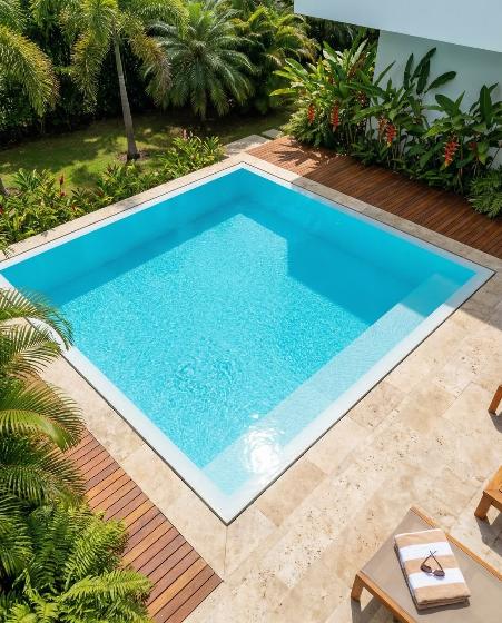 Swimming pool construction — completed work